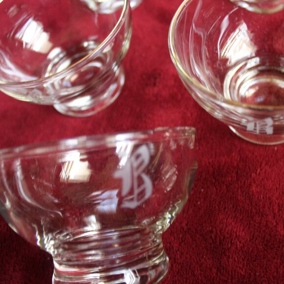 Vintage Monogrammed Dessert Bowls, Set of 8 - Monogrammed with B - Picture 4 of 4